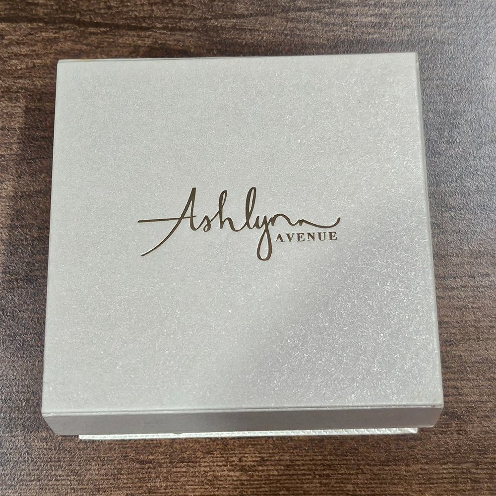 Ashlynn Avenue Symphony Lois Wrap Ring Size 6